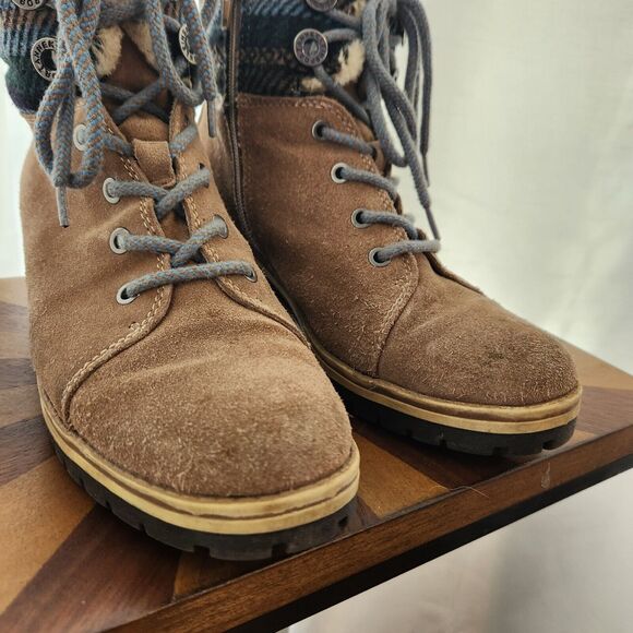 AK Sport Ankle Boots Womens US 8 Beige Suede Leather Faux Fur Warm Casual Lace - Picture 5 of 12